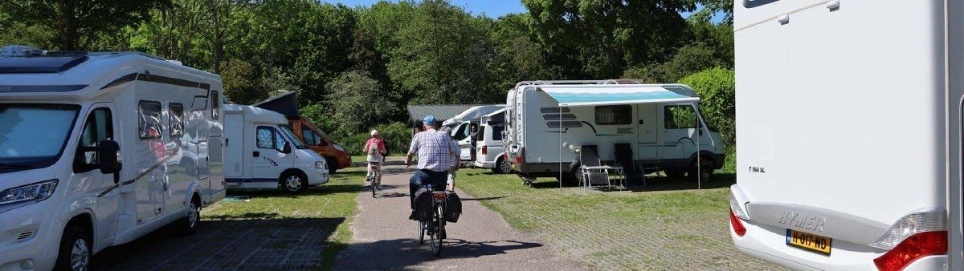 Camperplaats op delftse hout