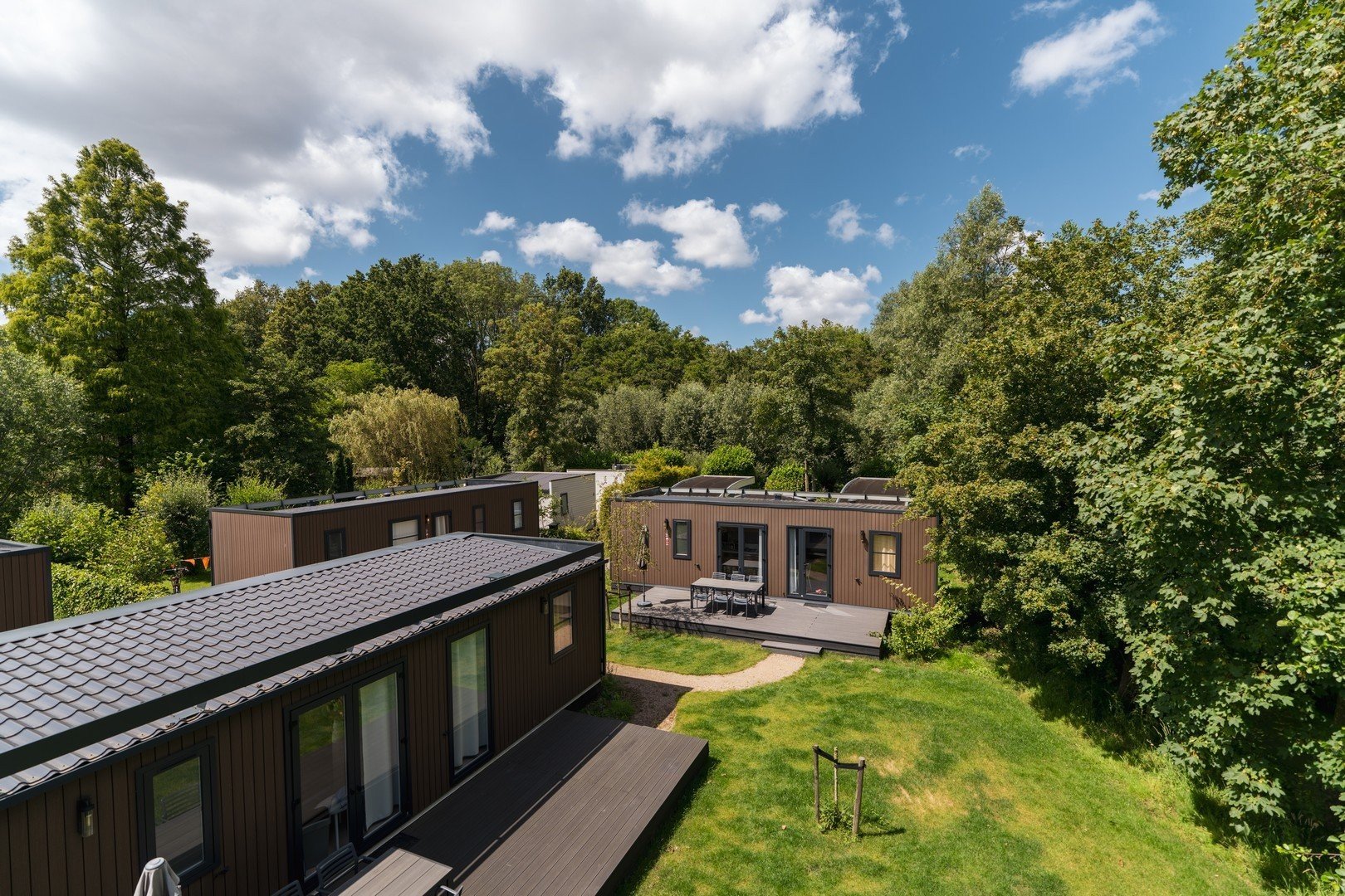 Lodges, chalets and bungalows