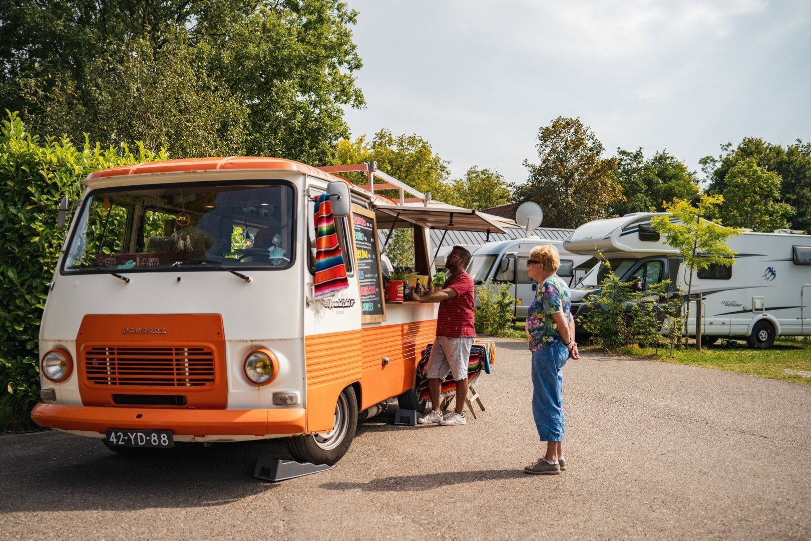 Brasserie & food trucks